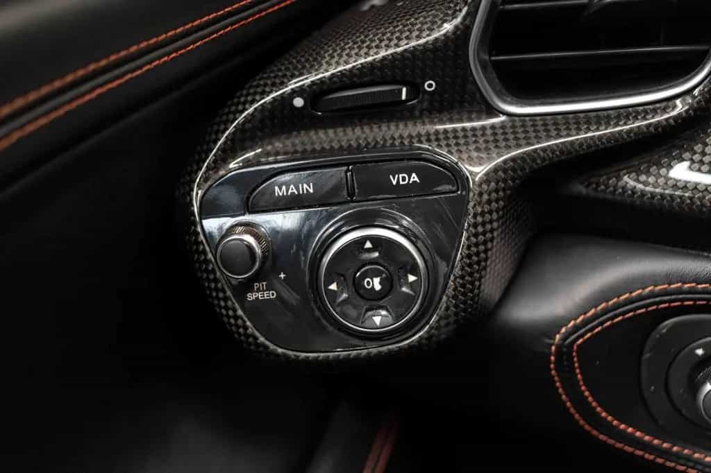 Ferrari 458 Spider/LIFT/CARBON/2.HAND/DEUTSCH/ 07/2012-photo-16