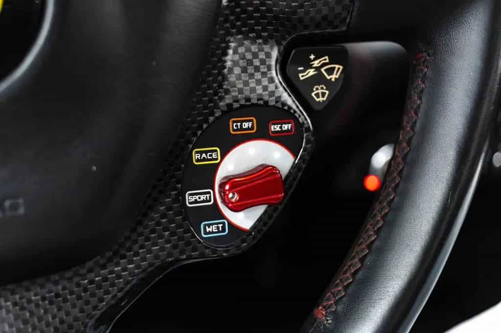 Ferrari 458 Spider/LIFT/CARBON/2.HAND/DEUTSCH/ 07/2012-photo-18