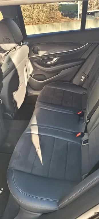 Mercedes-Benz E-Class 220 d 4MATIC T Autom. - 10/2018-photo-8