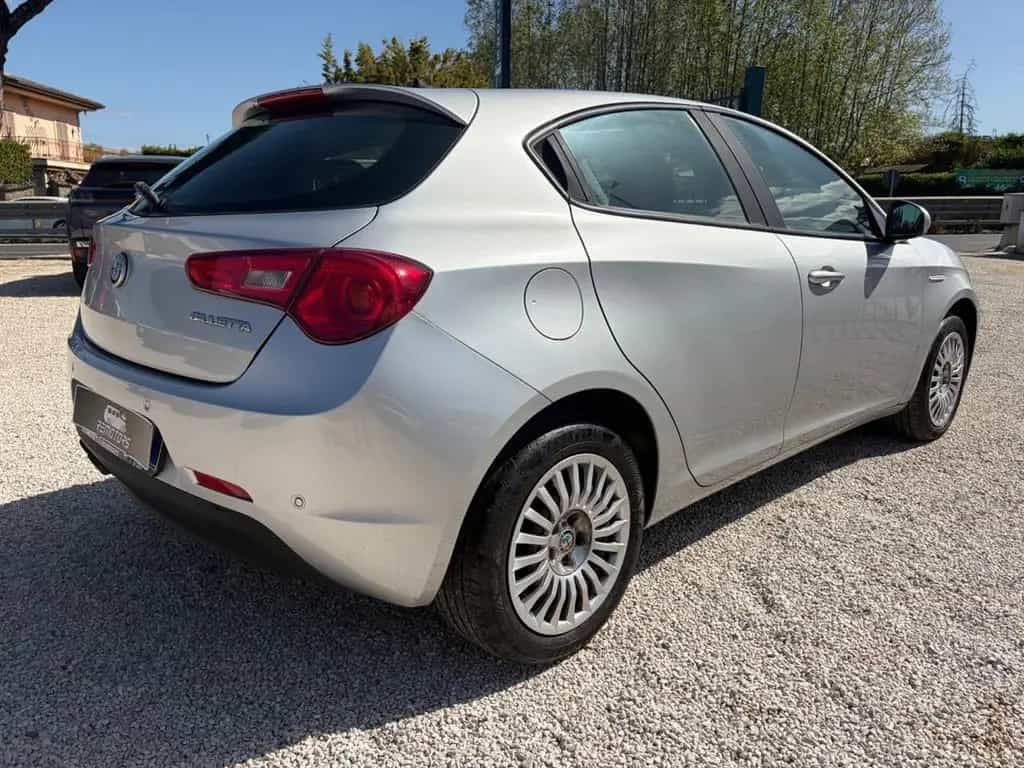 Alfa Romeo Giulietta 1.6 JTDm 120 CV Business 12/2018-photo-5