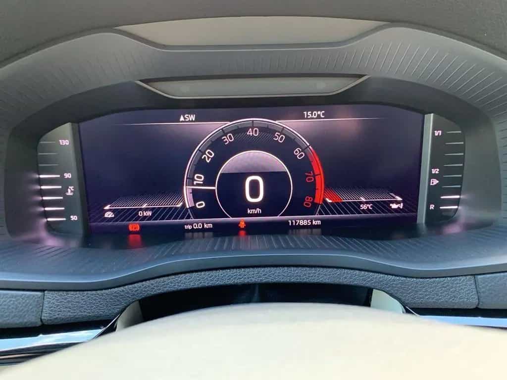 Skoda Karoq 1.5 TSI ACT Style AHK+NAVI+SHZ+PDC+ACC+LED 11/2018-photo-14