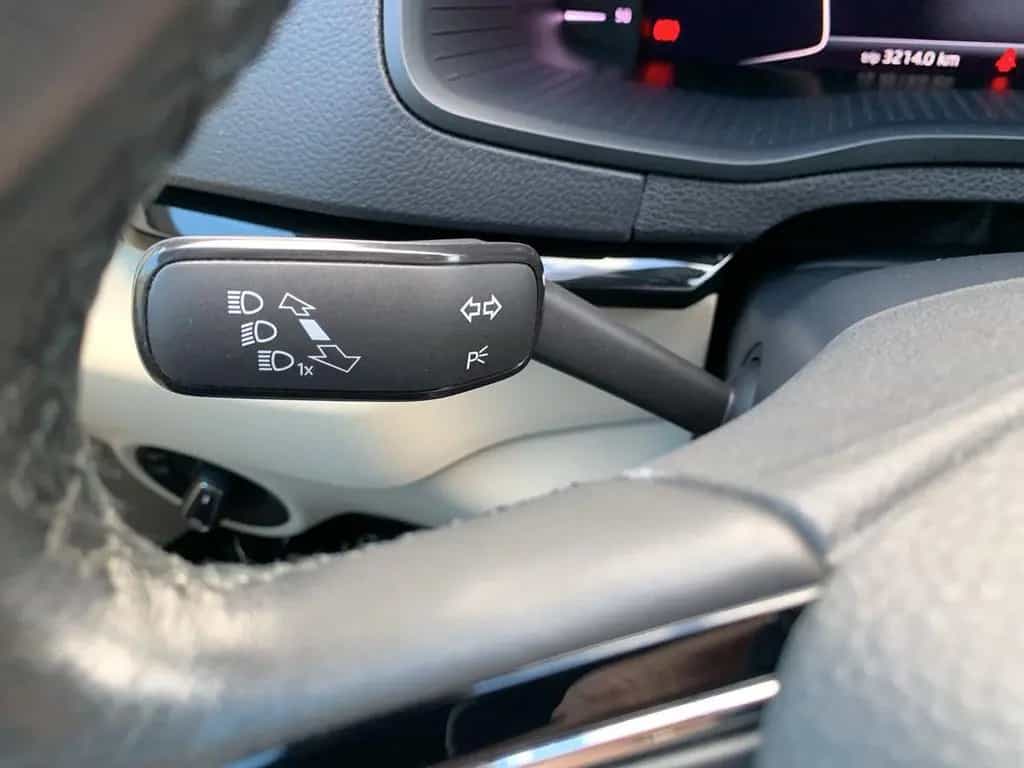 Skoda Karoq 1.5 TSI ACT Style AHK+NAVI+SHZ+PDC+ACC+LED 11/2018-photo-20