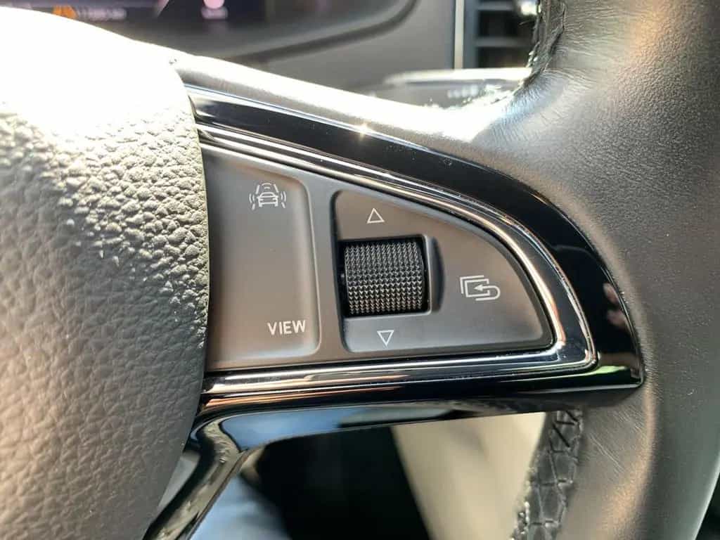 Skoda Karoq 1.5 TSI ACT Style AHK+NAVI+SHZ+PDC+ACC+LED 11/2018-photo-42