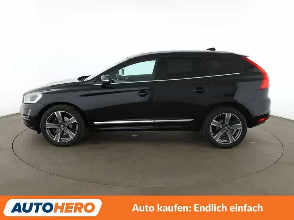 Volvo XC60 2.0 T5 Summum AWD Aut.*NAVI*BI-XENON*ACC* 02/2017-photo-2