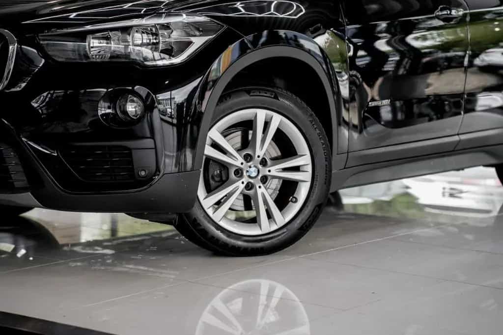 BMW X1 18i Drive NAVI PDC KLIMA TÜV NEU GARANTIE 01/2016-photo-21