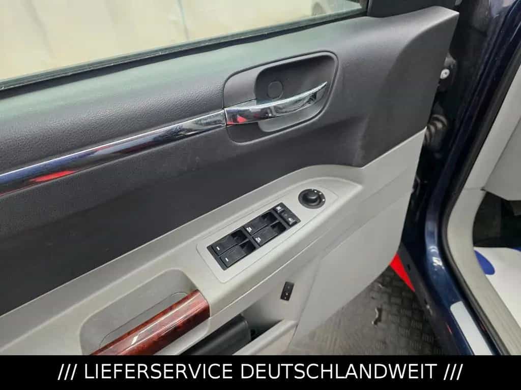 Chrysler 300C Touring 3.0 CRD Xen Navi Leder Automatik 04/2006-photo-14