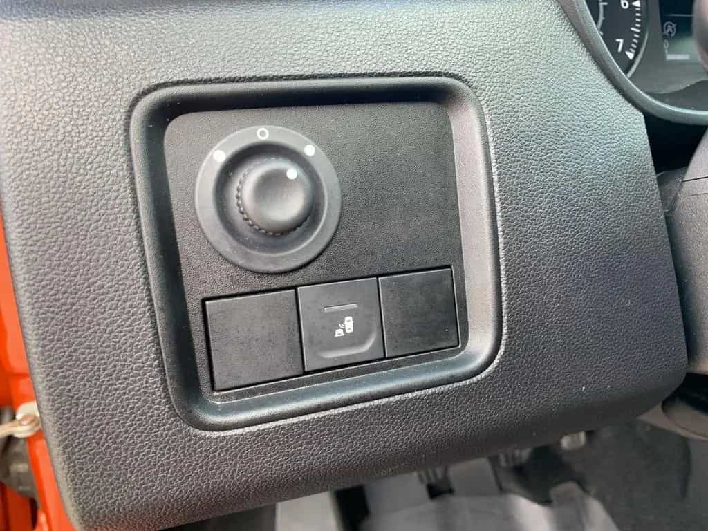 Dacia Duster 1.3 TCE 150 PRESTIGE 4WD NAVI+KAMERA+SHZ 03/2022-photo-20