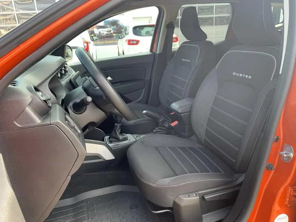 Dacia Duster 1.3 TCE 150 PRESTIGE 4WD NAVI+KAMERA+SHZ 03/2022-photo-8