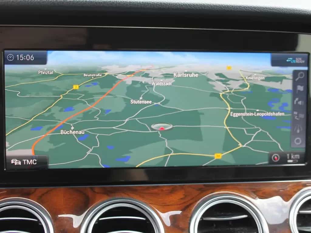 Mercedes-Benz E 350 3.0 CDI Exclusive Handgas LED AHK 1.Hand 11/2017-photo-12