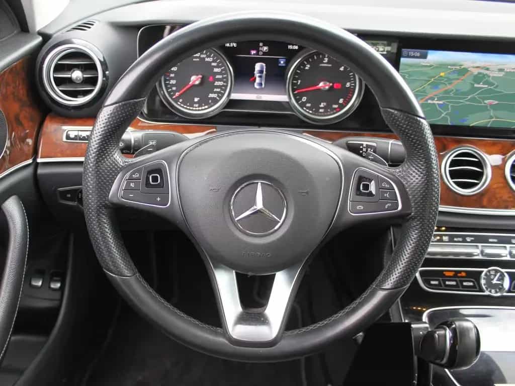 Mercedes-Benz E 350 3.0 CDI Exclusive Handgas LED AHK 1.Hand 11/2017-photo-13