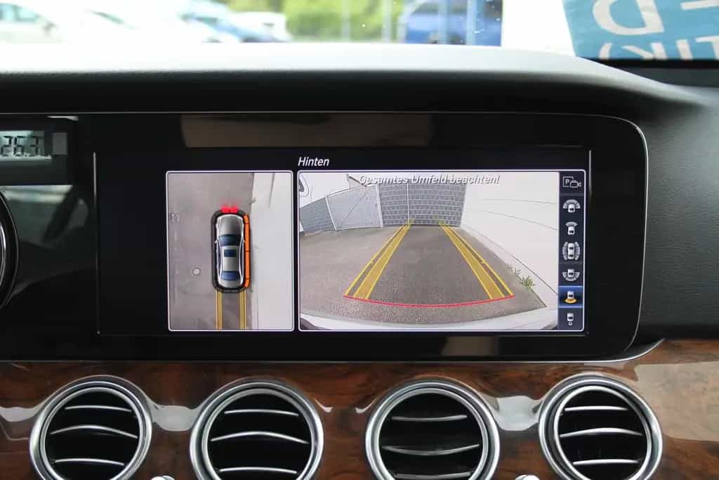 Mercedes-Benz E 350 3.0 CDI Exclusive Handgas LED AHK 1.Hand 11/2017-photo-17