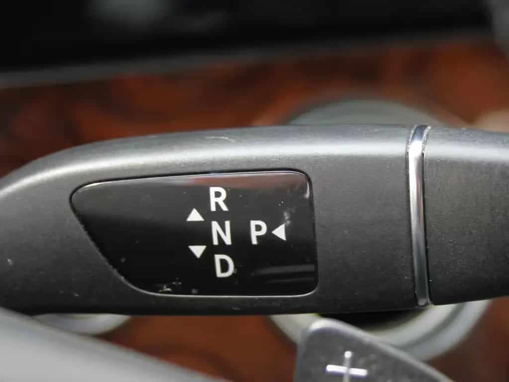 Mercedes-Benz E 350 3.0 CDI Exclusive Handgas LED AHK 1.Hand 11/2017-photo-23