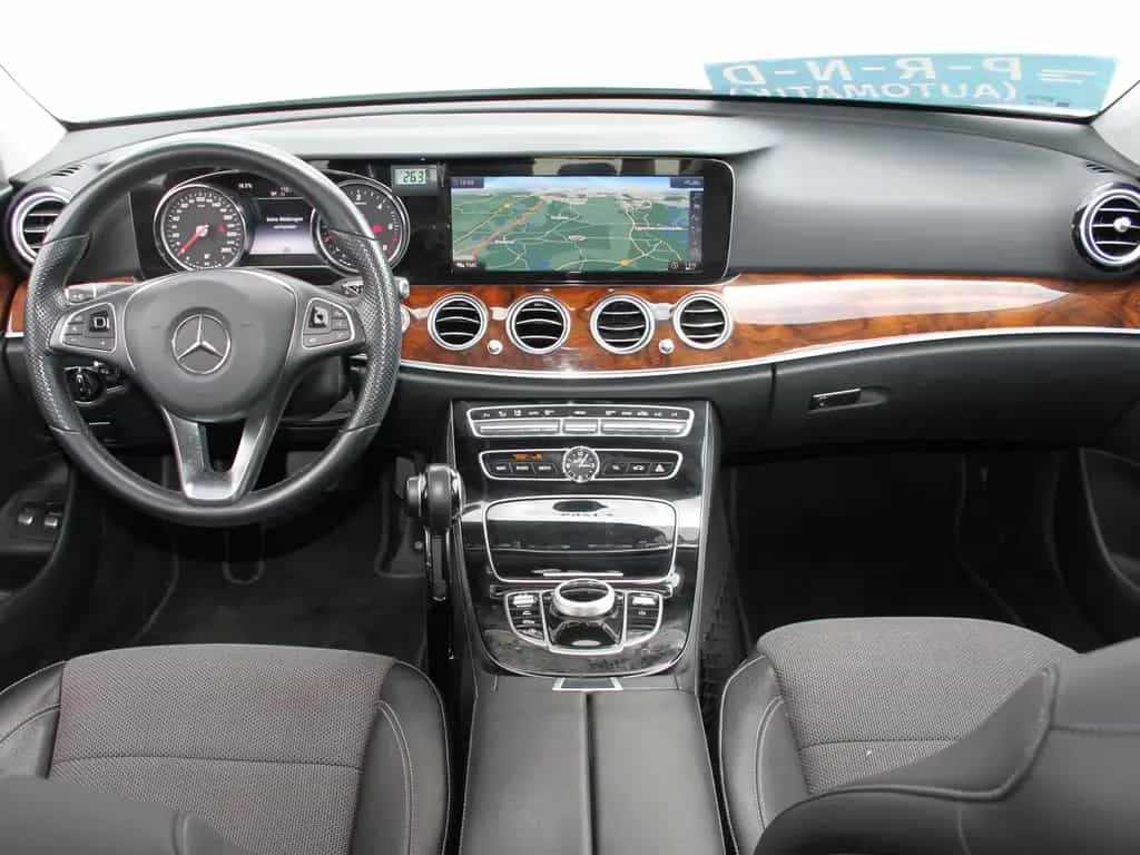 Mercedes-Benz E 350 3.0 CDI Exclusive Handgas LED AHK 1.Hand 11/2017-photo-4