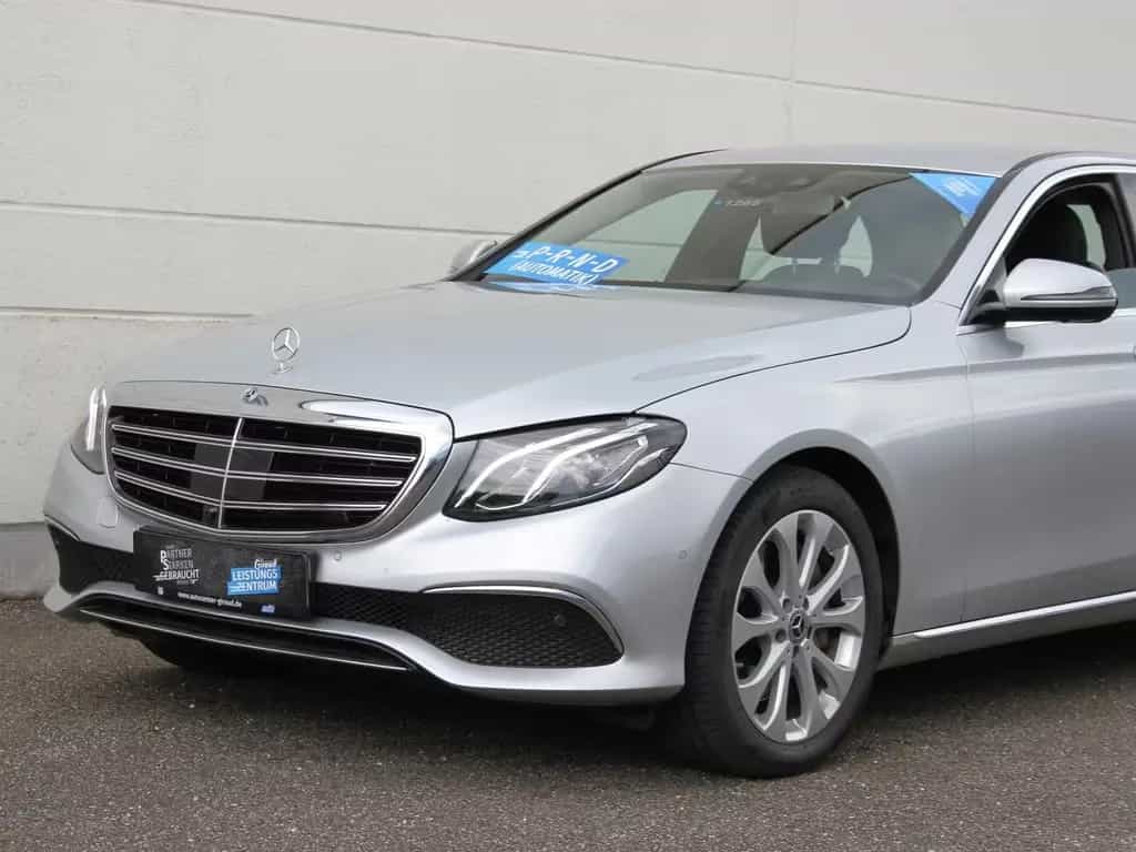 Mercedes-Benz E 350 3.0 CDI Exclusive Handgas LED AHK 1.Hand 11/2017-photo-5