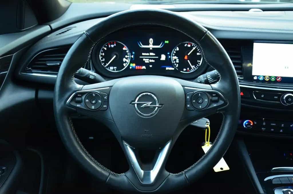 Opel Insignia B Sports T.*AMB.BEL*LED*NAVI*TEMPO 09/2022-photo-10