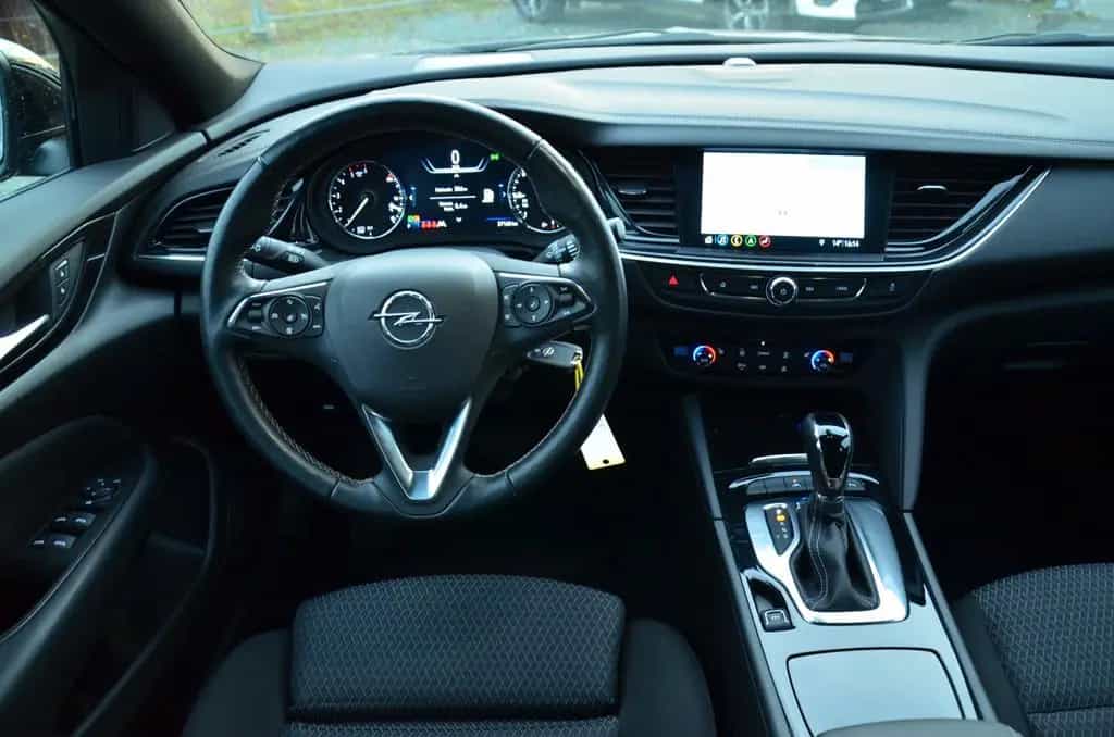 Opel Insignia B Sports T.*AMB.BEL*LED*NAVI*TEMPO 09/2022-photo-11