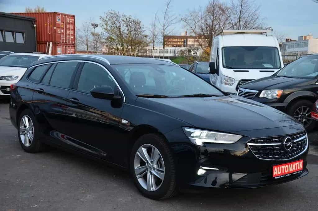Opel Insignia B Sports T.*AMB.BEL*LED*NAVI*TEMPO 09/2022-photo-2