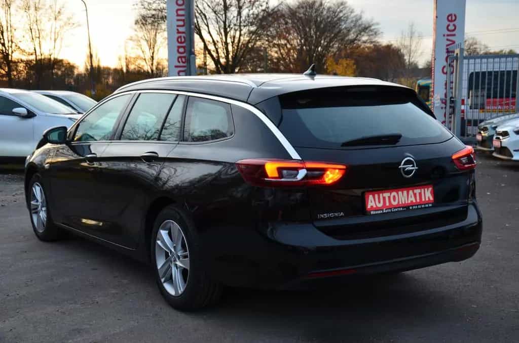 Opel Insignia B Sports T.*AMB.BEL*LED*NAVI*TEMPO 09/2022-photo-8