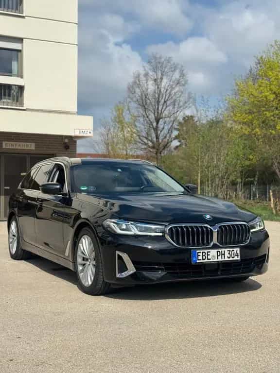 BMW Touring 530 d Luxury Line Head-up/Laser LED/ 06/2022-photo-1