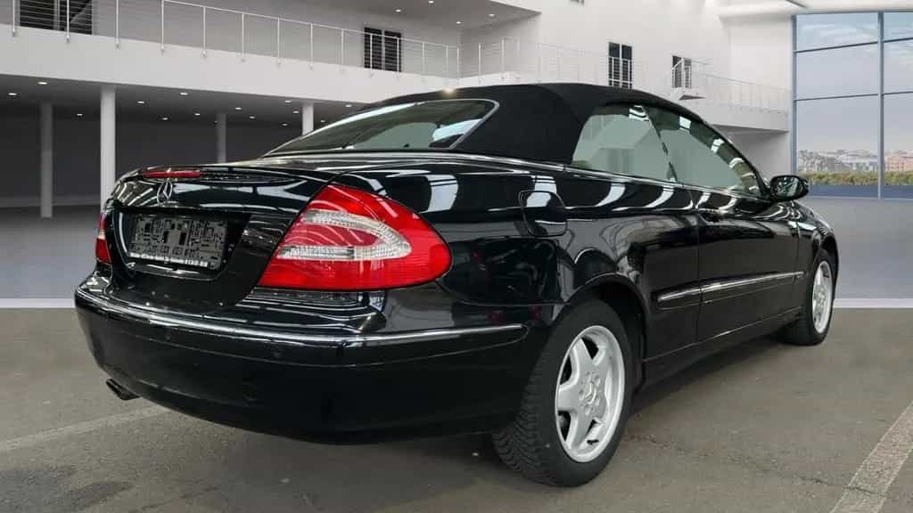Mercedes-Benz CLK-Class 200 K. Cabrio/Elegance/Leder/PTS/SHZ/2.Hand 08/2003-photo-2