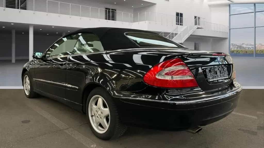 Mercedes-Benz CLK-Class 200 K. Cabrio/Elegance/Leder/PTS/SHZ/2.Hand 08/2003-photo-3