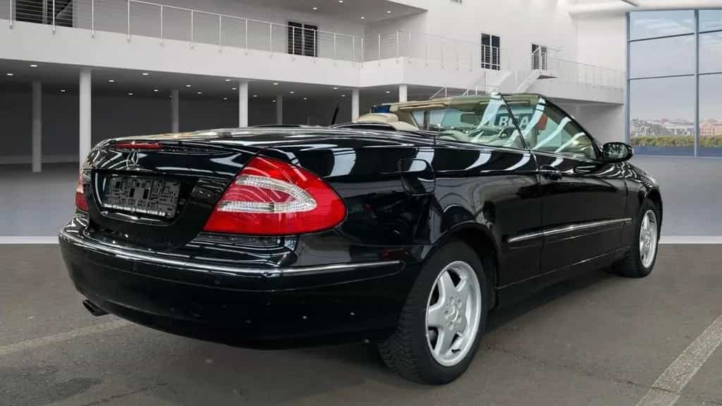 Mercedes-Benz CLK-Class 200 K. Cabrio/Elegance/Leder/PTS/SHZ/2.Hand 08/2003-photo-4