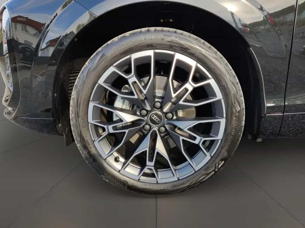 Audi Q3 SUV quattro TFSI AHK PANO 03/2026-photo-5