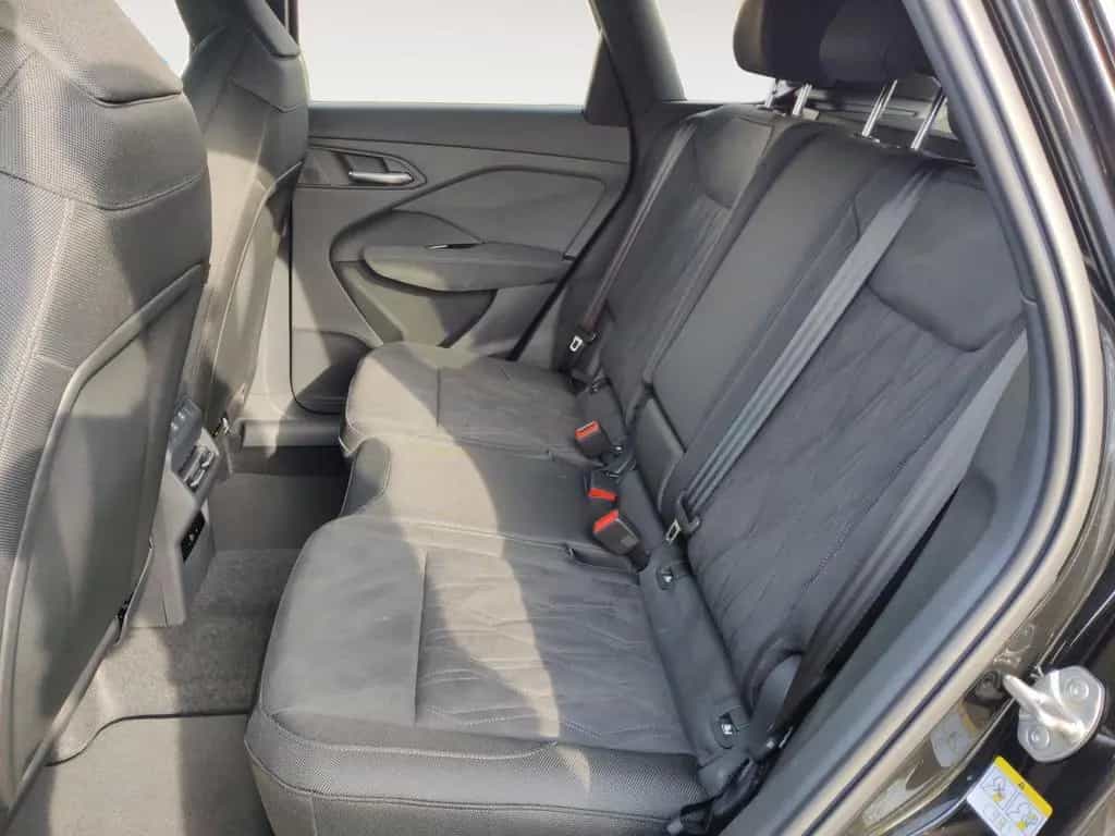 Audi Q3 SUV quattro TFSI AHK PANO 03/2026-photo-7