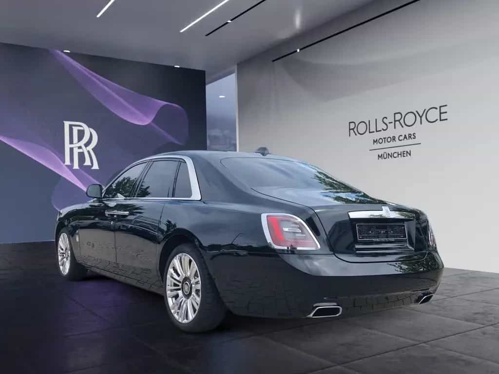 Rolls-Royce Ghost *PROVENANCE* 05/2024-photo-1