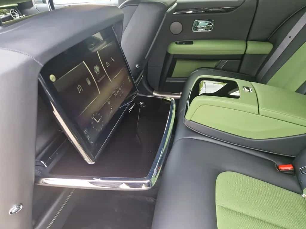 Rolls-Royce Ghost *PROVENANCE* 05/2024-photo-12