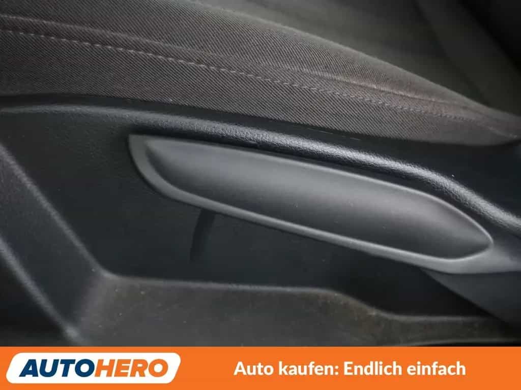 Audi A4 1.4 TFSI ACT*NAVI*TEMPO*PDC*SHZ*ALU*KLIMA* 05/2016-photo-30