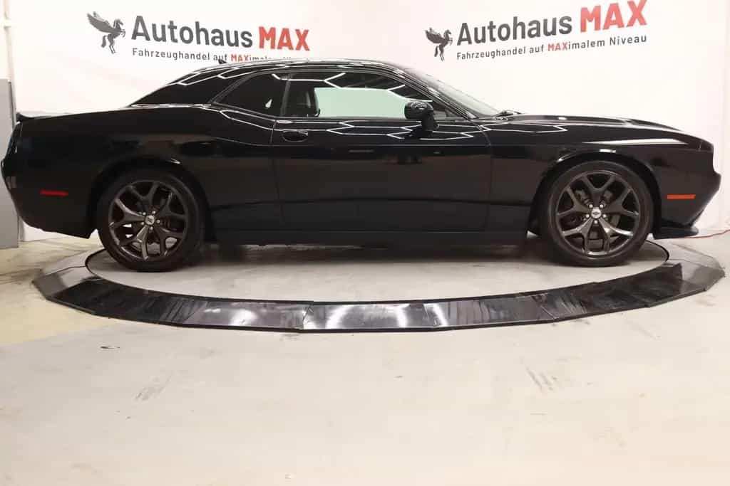 Dodge Challenger SXT Plus~1.Hand~Deutsch~Alpine~SZBL/H 09/2018-photo-13