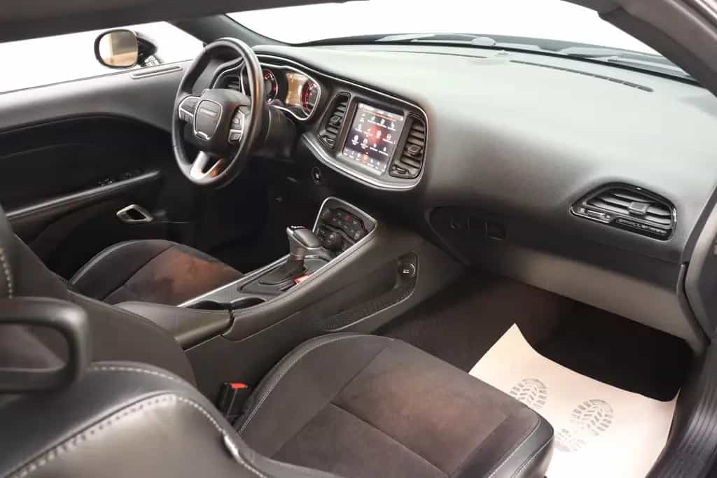 Dodge Challenger SXT Plus~1.Hand~Deutsch~Alpine~SZBL/H 09/2018-photo-18