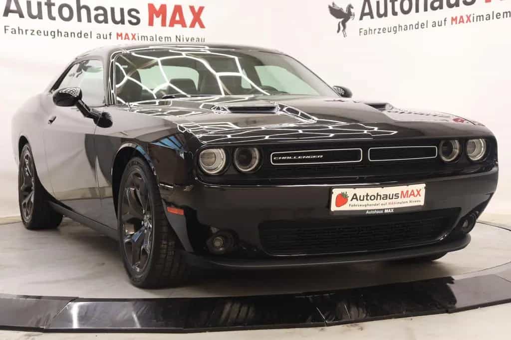 Dodge Challenger SXT Plus~1.Hand~Deutsch~Alpine~SZBL/H 09/2018-photo-2