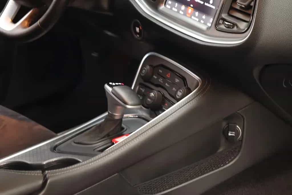 Dodge Challenger SXT Plus~1.Hand~Deutsch~Alpine~SZBL/H 09/2018-photo-24