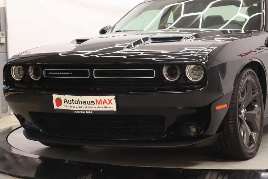 Dodge Challenger SXT Plus~1.Hand~Deutsch~Alpine~SZBL/H 09/2018-photo-4