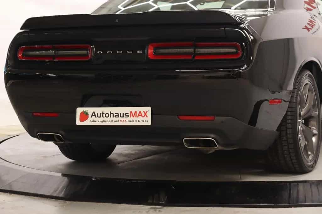 Dodge Challenger SXT Plus~1.Hand~Deutsch~Alpine~SZBL/H 09/2018-photo-5