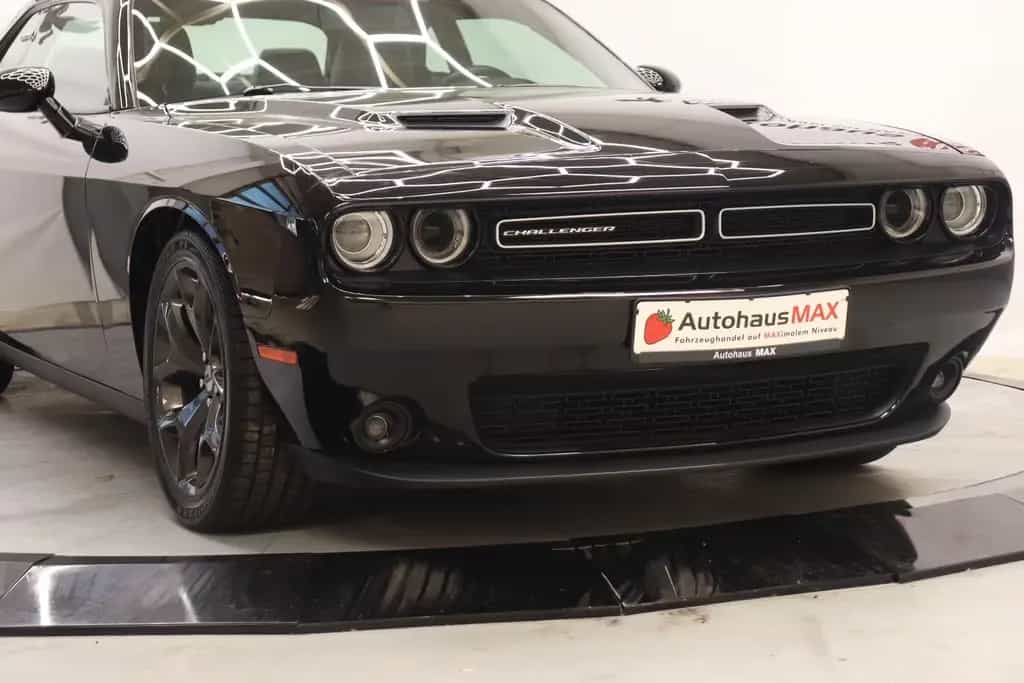Dodge Challenger SXT Plus~1.Hand~Deutsch~Alpine~SZBL/H 09/2018-photo-9