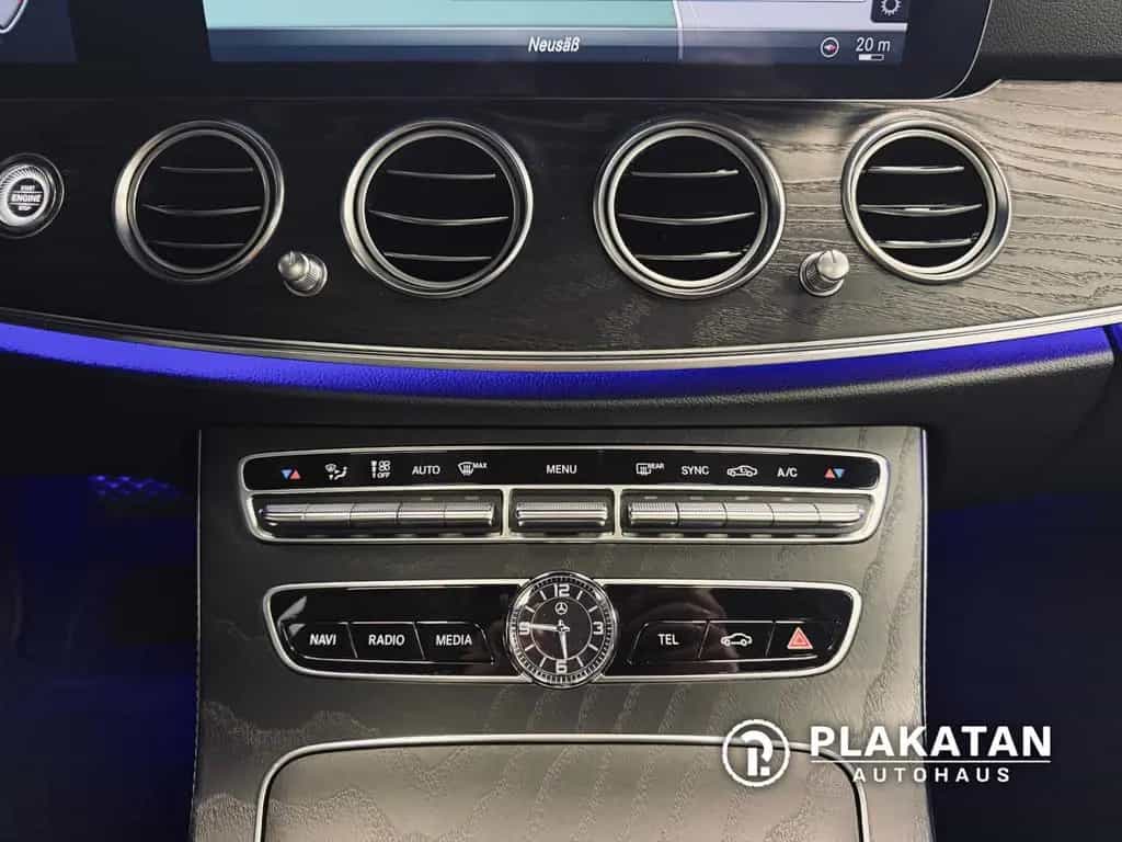 Mercedes-Benz E-Class T 4Matic Burmester Memory Leder Assist 10/2018-photo-31