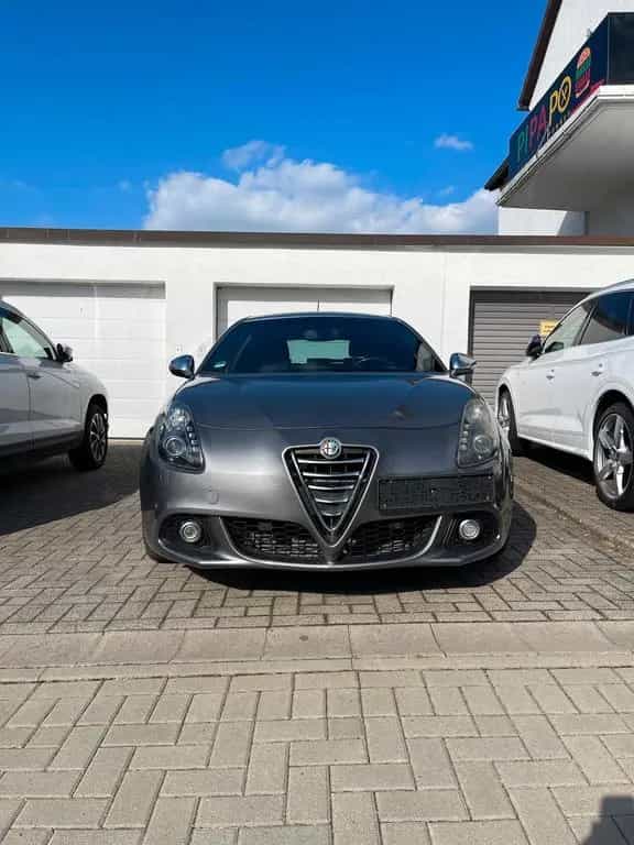Alfa Romeo Giulietta 1750 TCT Quadrifoglio 01/2014-photo-1