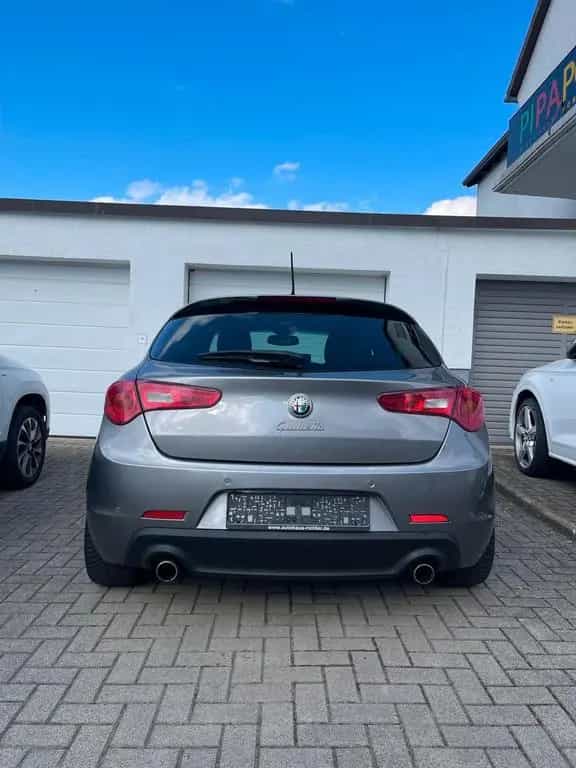 Alfa Romeo Giulietta 1750 TCT Quadrifoglio 01/2014-photo-2
