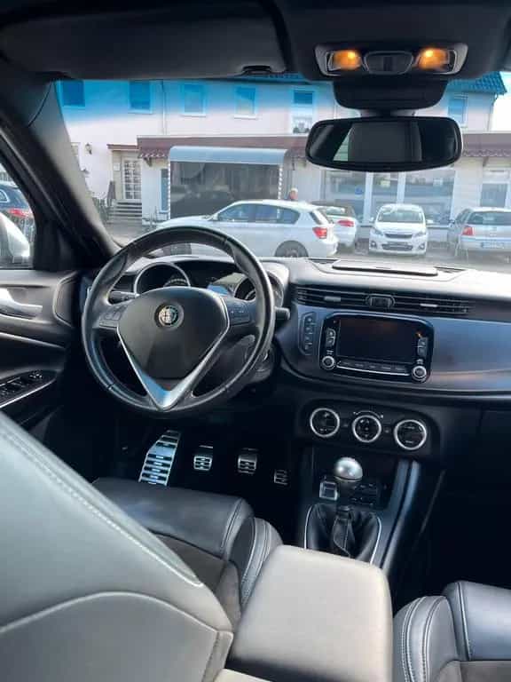 Alfa Romeo Giulietta 1750 TCT Quadrifoglio 01/2014-photo-6