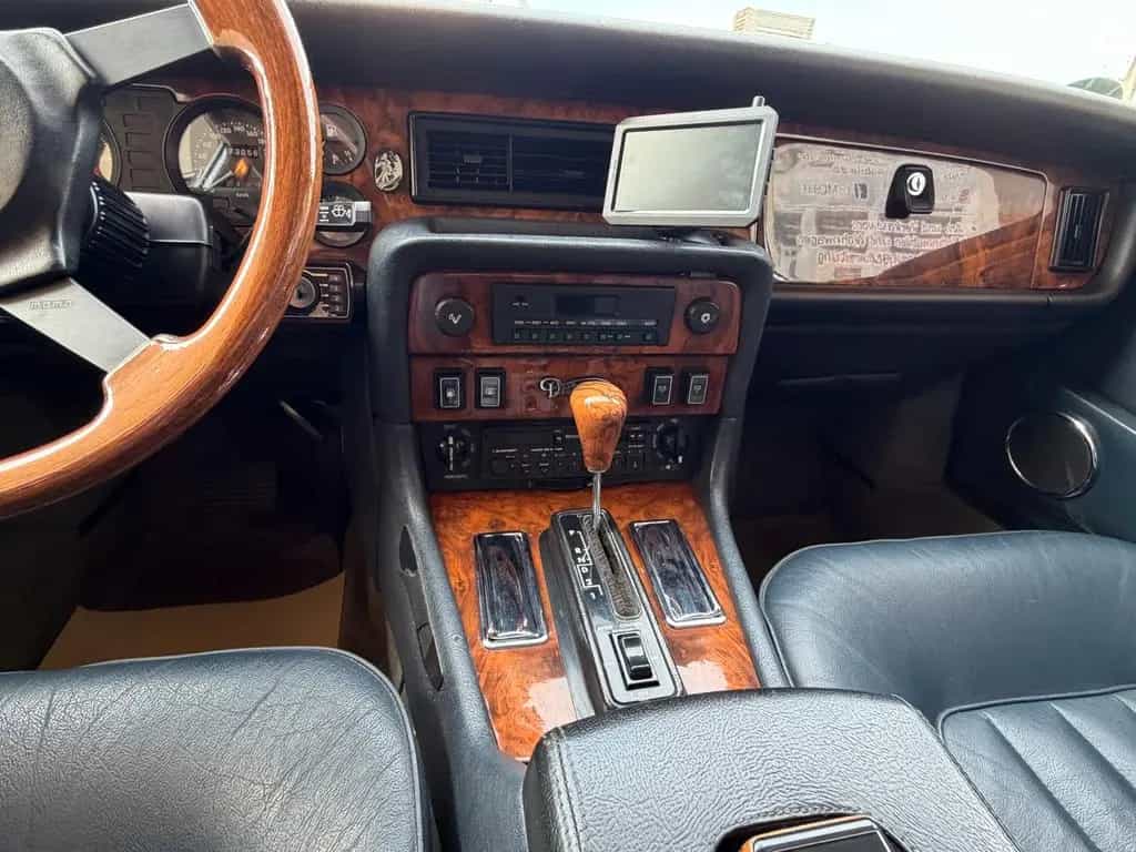Jaguar Daimler double Six 5.3 V12 Histroy / TüV Neu 11/1990-photo-10