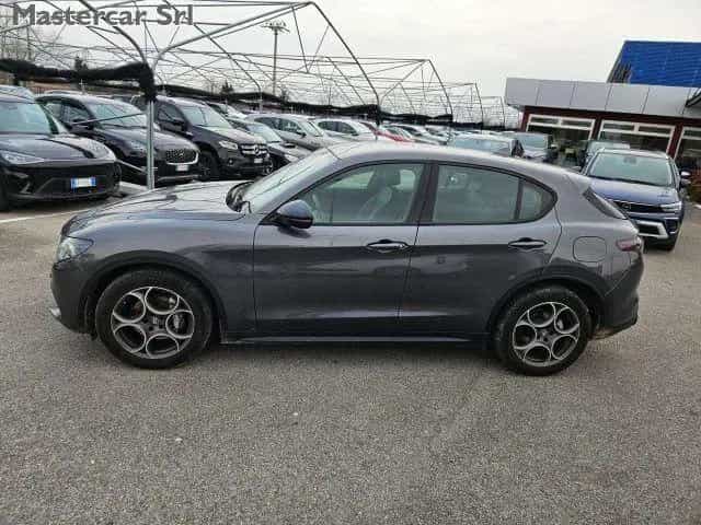 Alfa Romeo Stelvio ROMEO Stelvio Stelvio 2023 2.2 t Sprint rwd 05/2023-photo-1