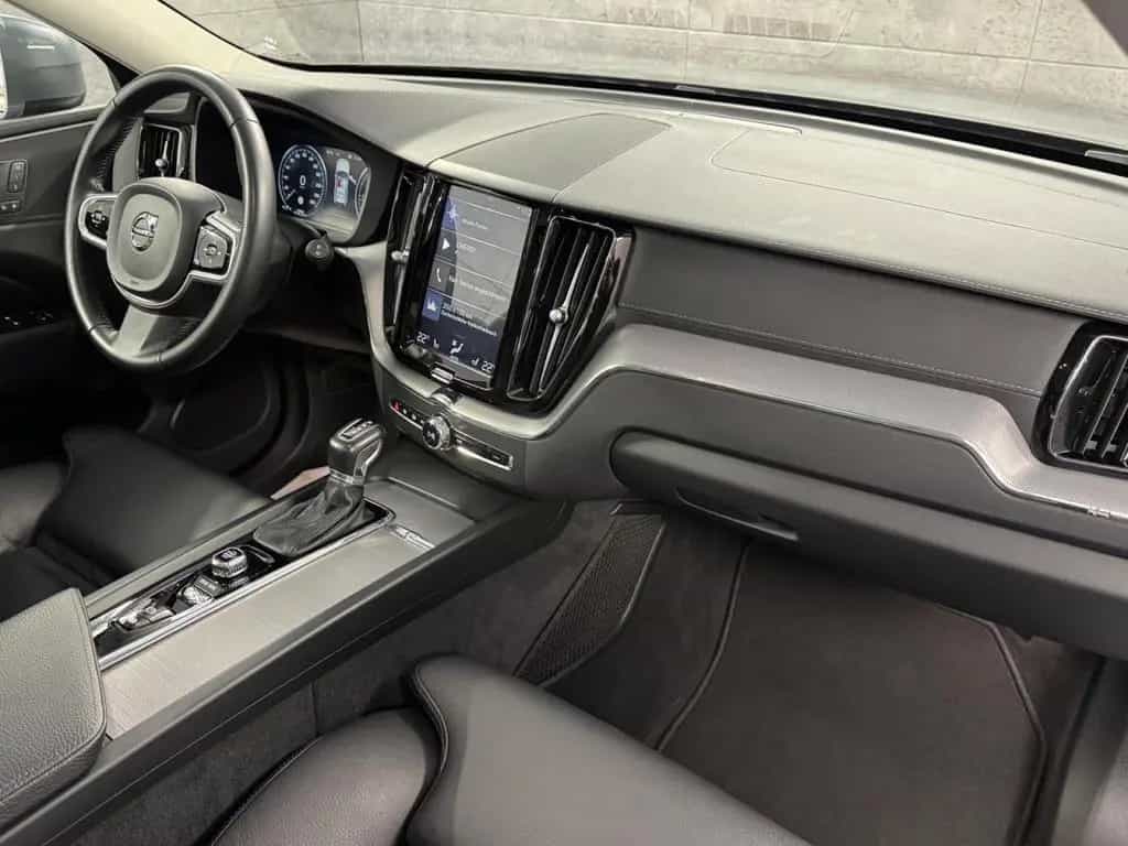 Volvo XC60 Inscription AWD Navi*LED*Tempo*Kamera*AHK 12/2018-photo-9
