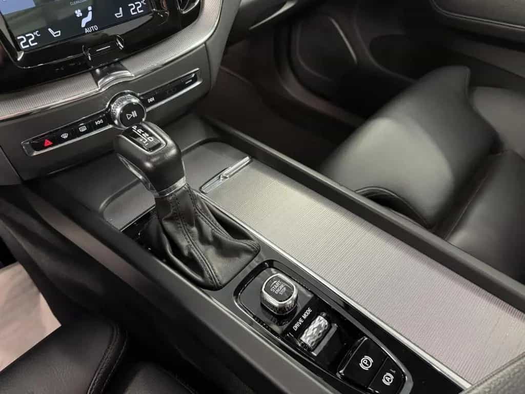 Volvo XC60 Inscription AWD Navi*LED*Tempo*Kamera*AHK 12/2018-photo-16