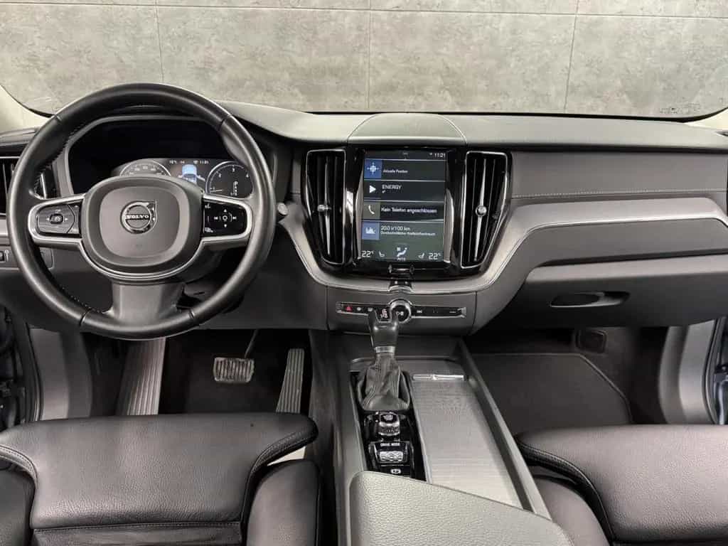 Volvo XC60 Inscription AWD Navi*LED*Tempo*Kamera*AHK 12/2018-photo-8
