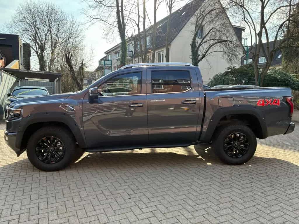 Foton 4 Ultra 4x4 null-photo-13