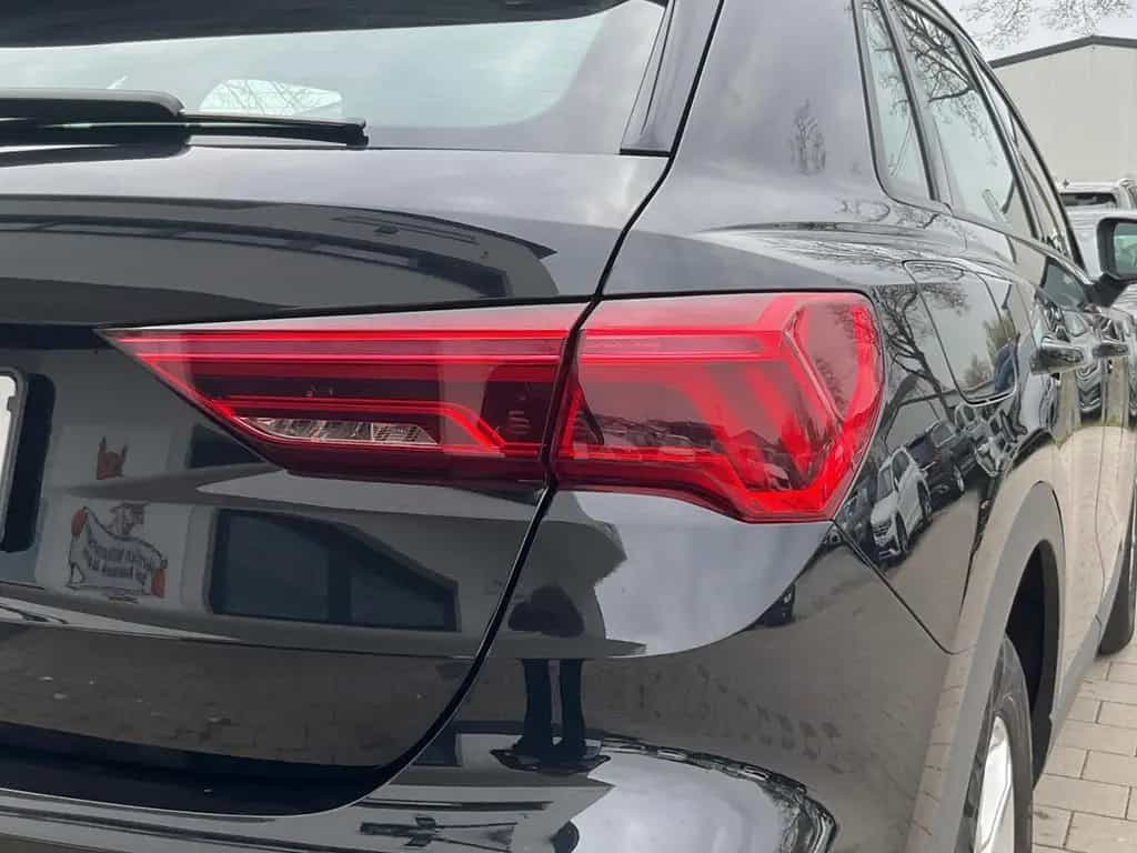 Audi Q3 35 TFSI Business DAB Lane LED Navi Side ViCo 03/2023-photo-12