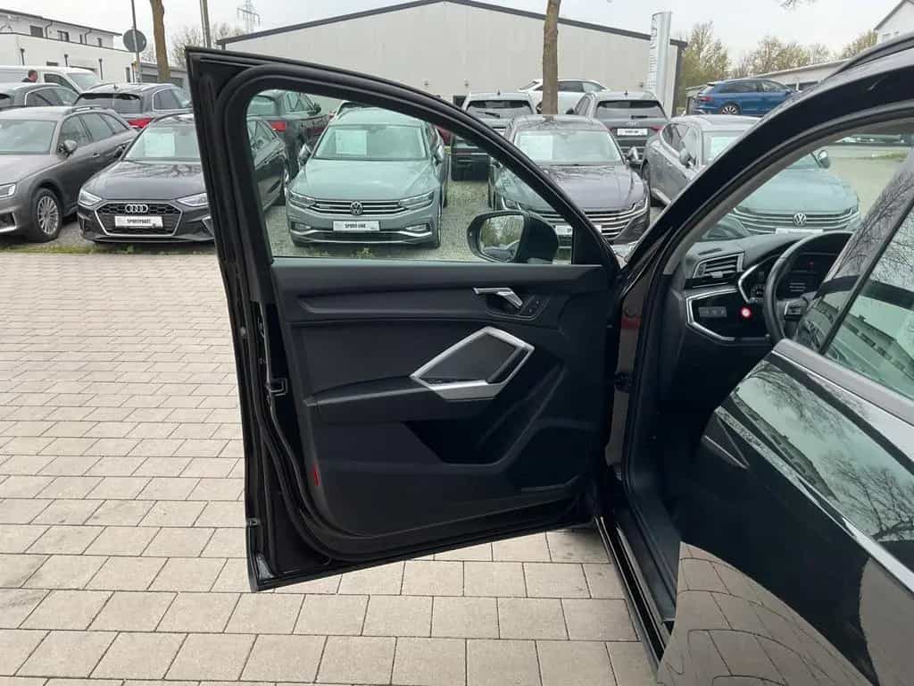 Audi Q3 35 TFSI Business DAB Lane LED Navi Side ViCo 03/2023-photo-13